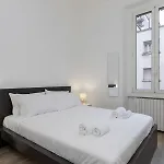 M1 M2 A Short Walk From The Subway Apartment