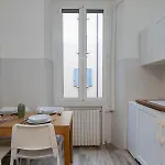 M1 M2 A Short Walk From The Subway