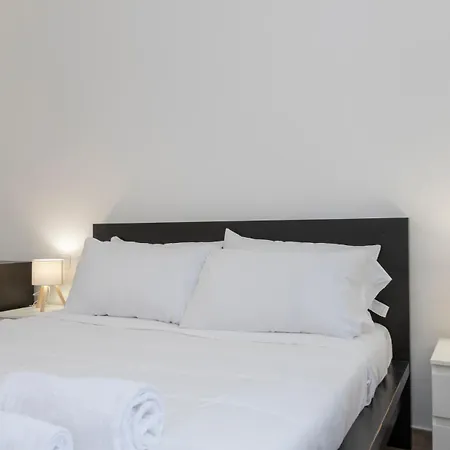 M1 M2 A Short Walk From The Subway * Milan