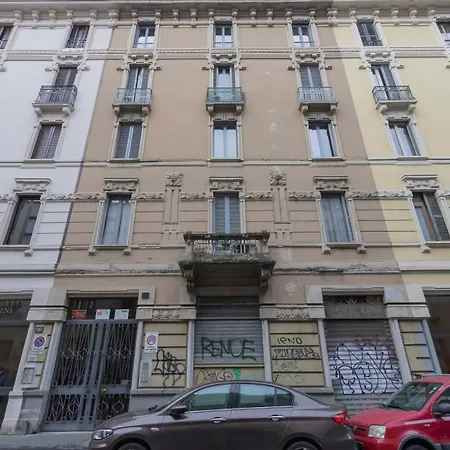 M1 M2 A Short Walk From The Subway Apartment *